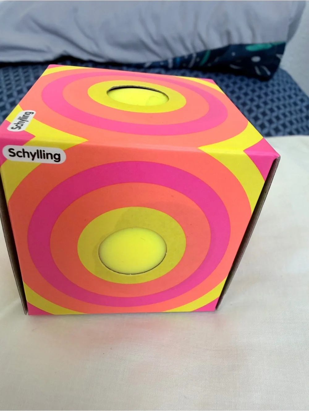Color NEE DOH Color Change Cube - Neon Pink & Yellow